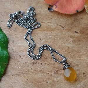 Vintage Chalcedony 925 Sterling Silver Necklace